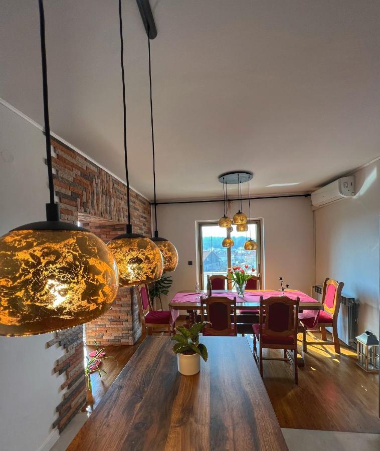 Apartmani Mia Palit Екстер'єр фото