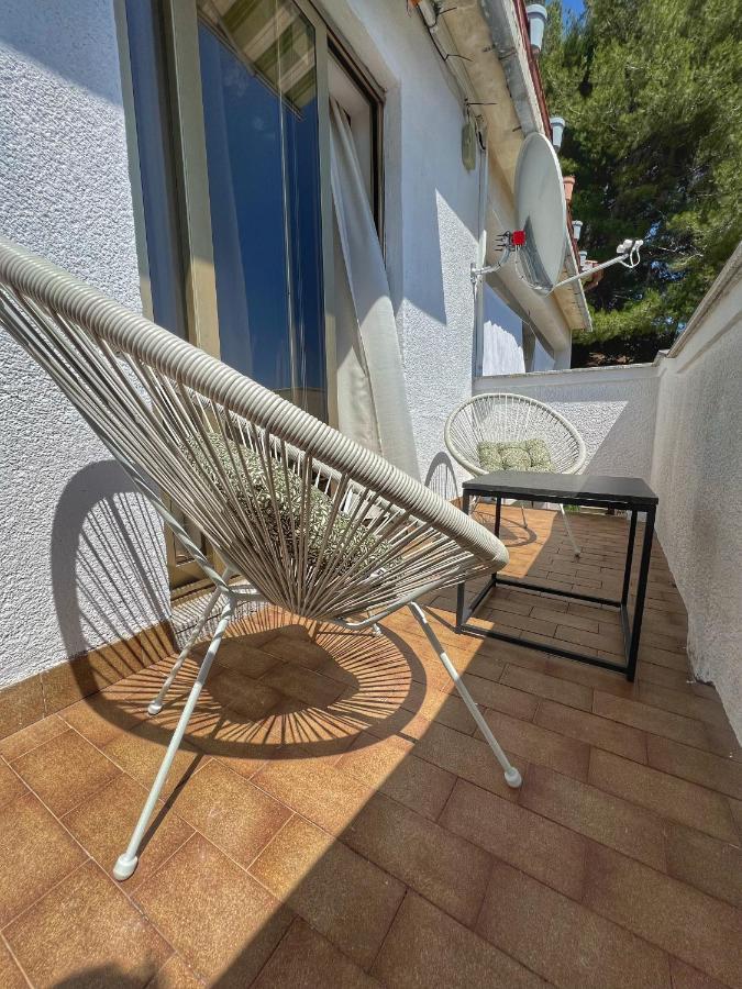 Apartmani Mia Palit Екстер'єр фото