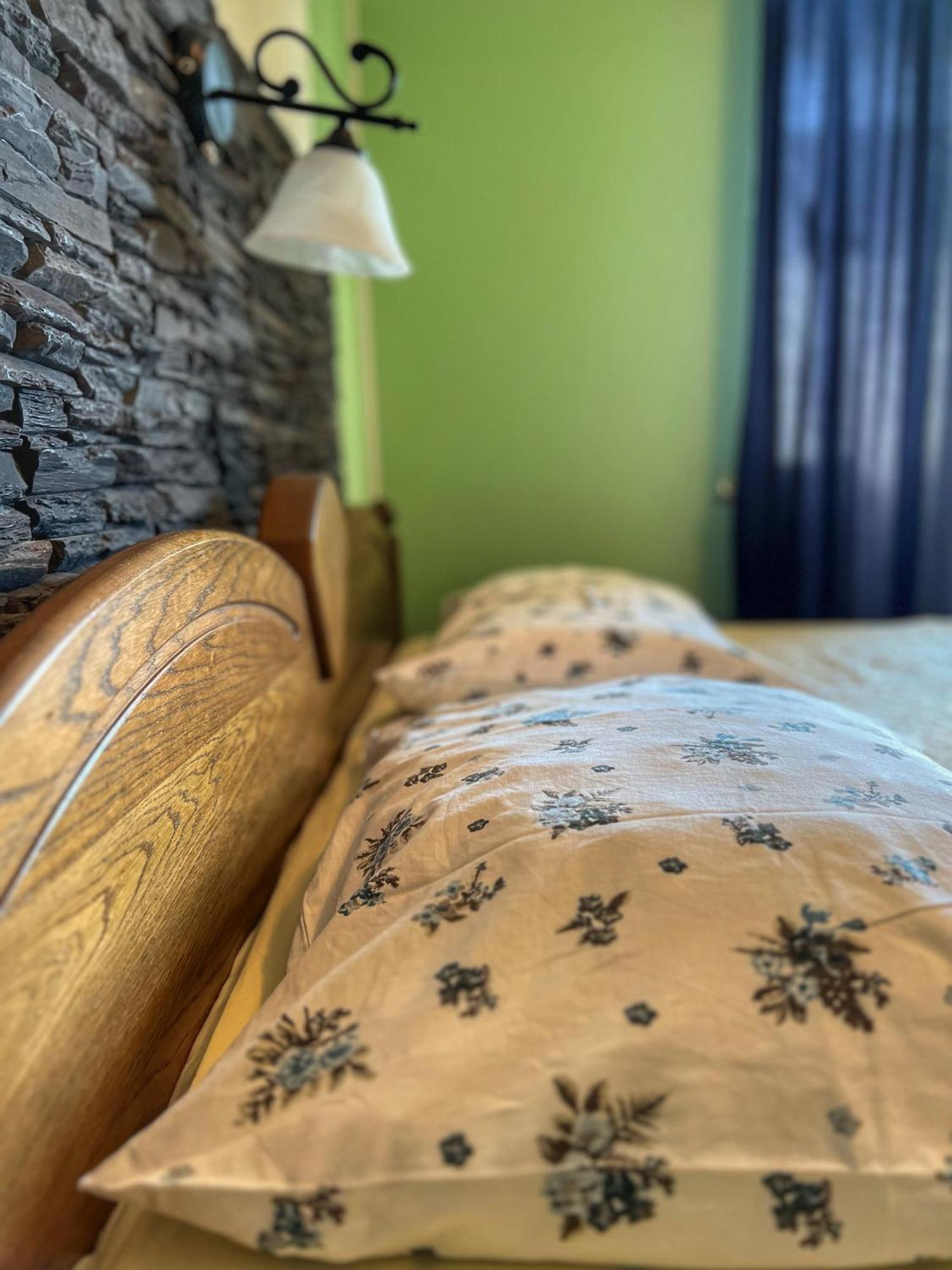 Apartmani Mia Palit Екстер'єр фото